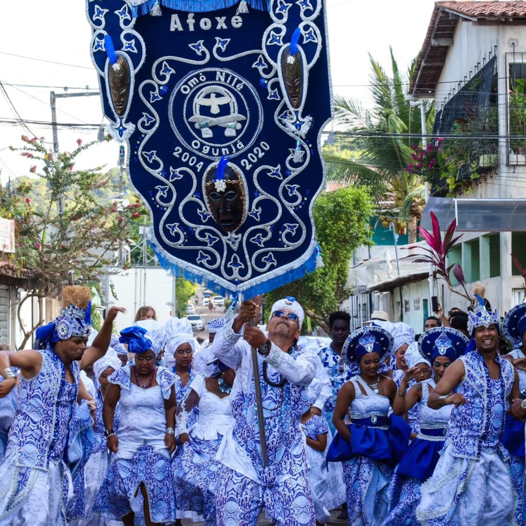 Instagram post from afoxeomonile. This post is in position 0.